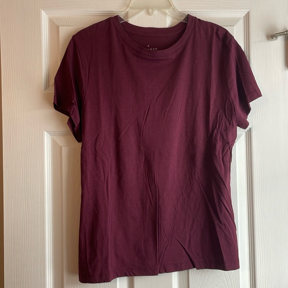 Burgundy t-shirt. A New Day, size X-Large